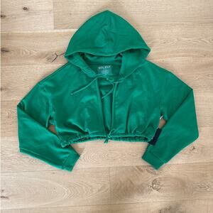 Solely Fit - Versatile Cropped Hoodie in Green